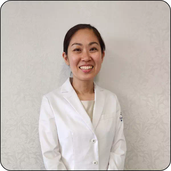 医師　仲村 由希子